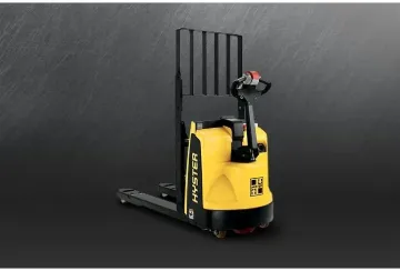 Hyster W45ZHD Pallet Truck, 2000 kg Capacity, 3.7 mph Speed